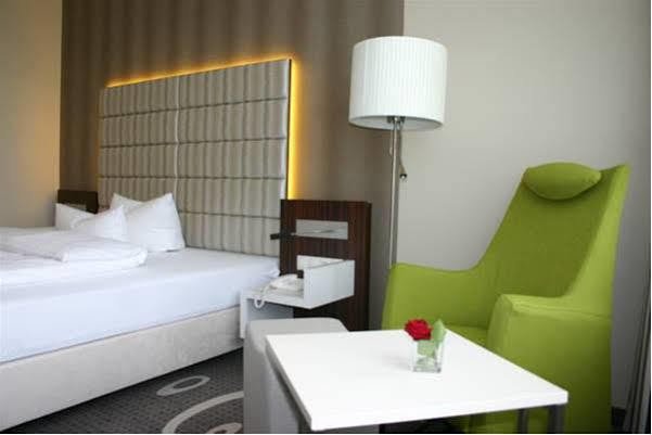 Business-Hotel Artes Κέμνιτς Εξωτερικό φωτογραφία